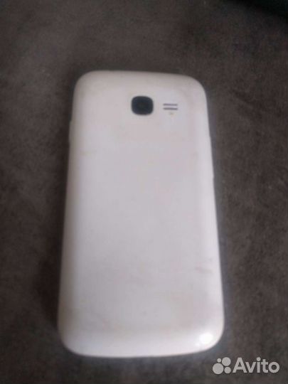 Телефон Samsung