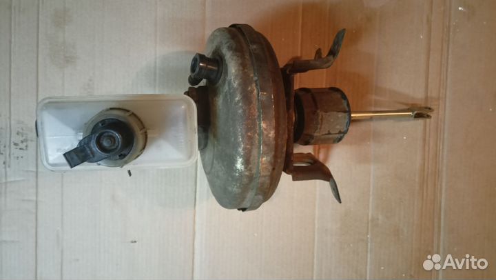 Вакуумный усилитель и главный тормозной цилиндр