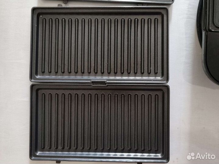 Вафельница Sakura