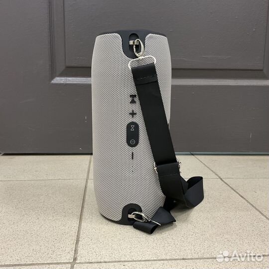 Портативная колонка большая новая прм2