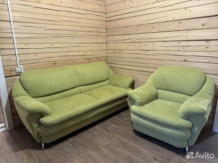 Диван и кресло