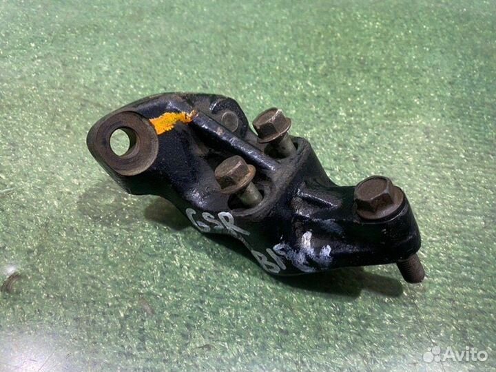 Кронштейн опоры двигателя левый Honda Integra DB8