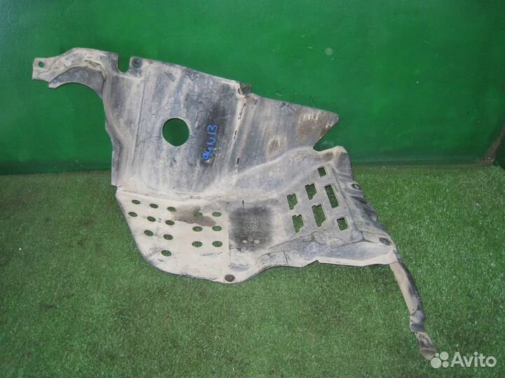 Пыльник двигателя боковой левый Ford Maverick TM1