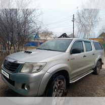 Toyota Hilux 2.5 MT, 2012, 216 000 км, с пробегом, цена 2 100 000 руб.