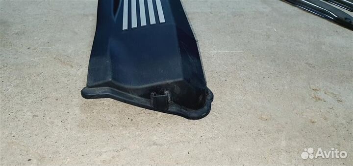 Декоративная накладка двигателя BMW E90