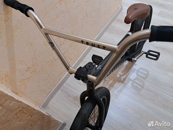 BMX wethepeople 2018 trust