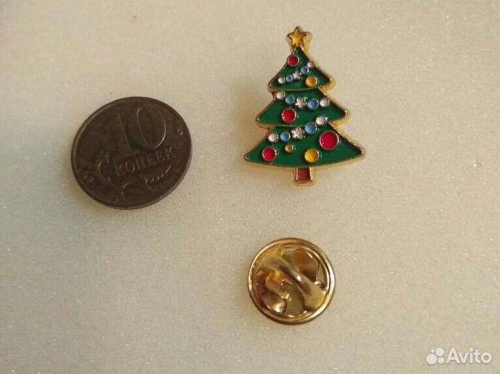 Значки с новым годом