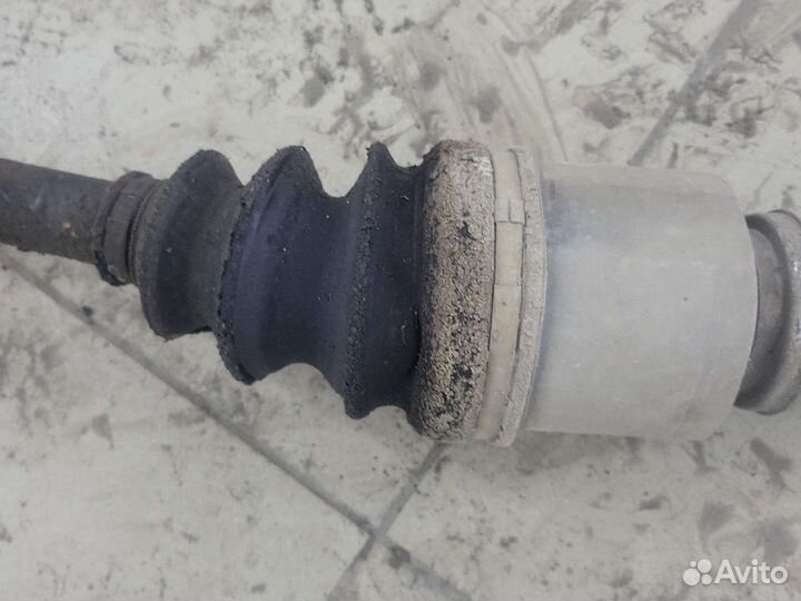 Привод передний правый Mitsubishi Outlander xl