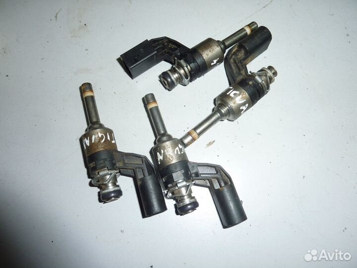 Форсунка топливная 1.4л TSI Фольцваген Тигуан