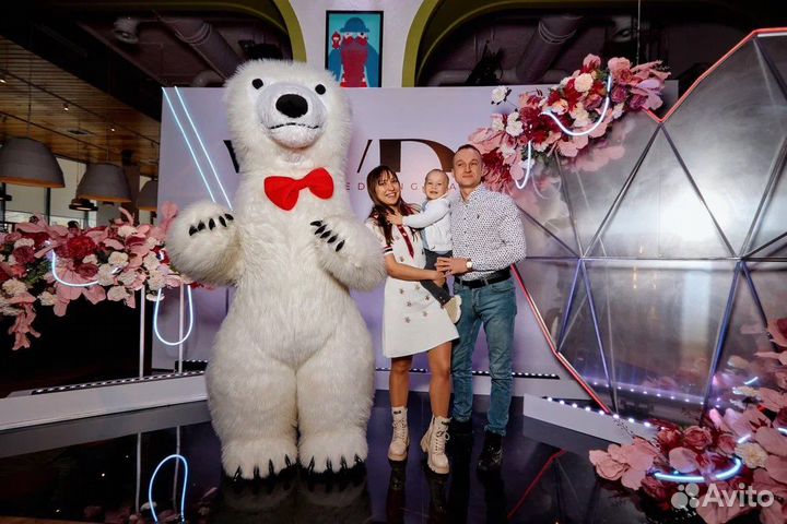 Белый мишка. Ростовые куклы, шары, поздравление