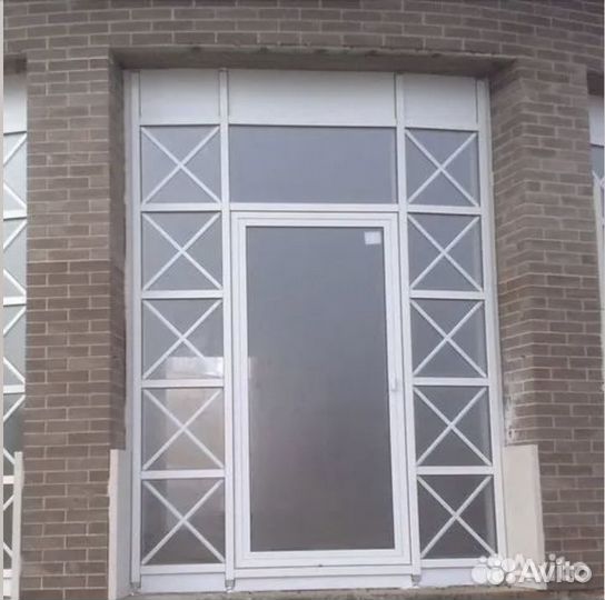 Двери алюминиевые