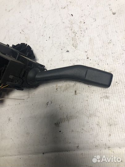 Подрулевой переключатель Volkswagen Jetta 5