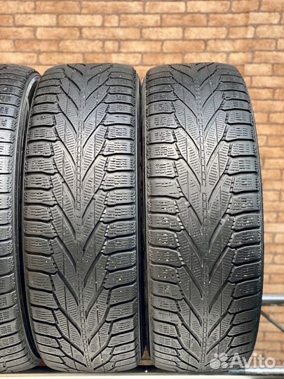 Nokian Hakkapeliitta R2 235/65 R18 110R