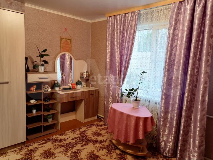 Дом 56 м² на участке 7 сот.