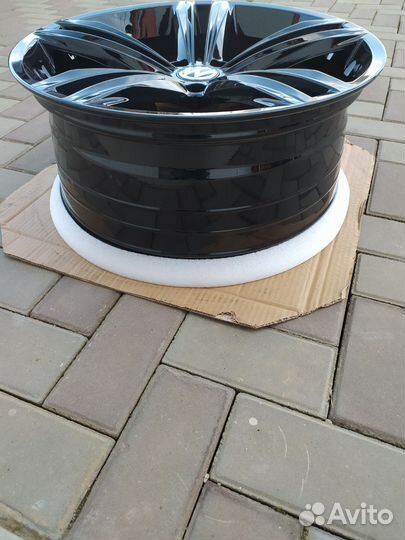 R19/5/112 Sebring VW Tiguan, Passat B8, CC Skoda