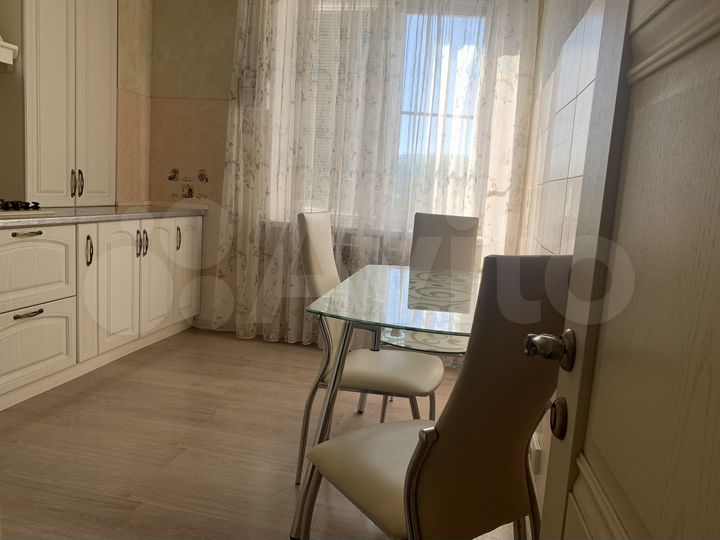 2-к. квартира, 65,6 м², 5/10 эт.