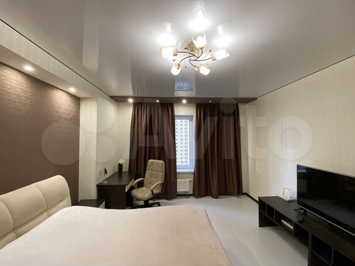 1-к. квартира, 61 м², 10/25 эт.