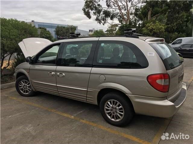 Разбор на запчасти Chrysler Voyager