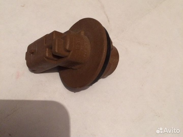 Патрон заднего фонаря Nissan Qashqai J10