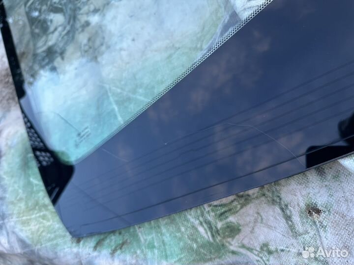 Лобовое стекло Kia Rio