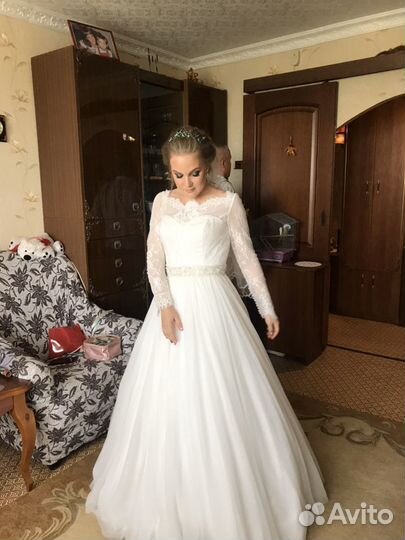 Свадебное платье