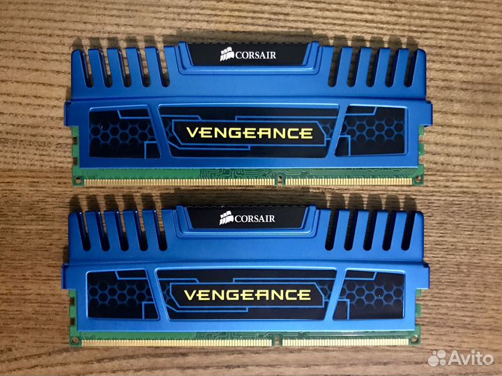Corsair Vengeance ddr3 8GB (2x4GB) комплект
