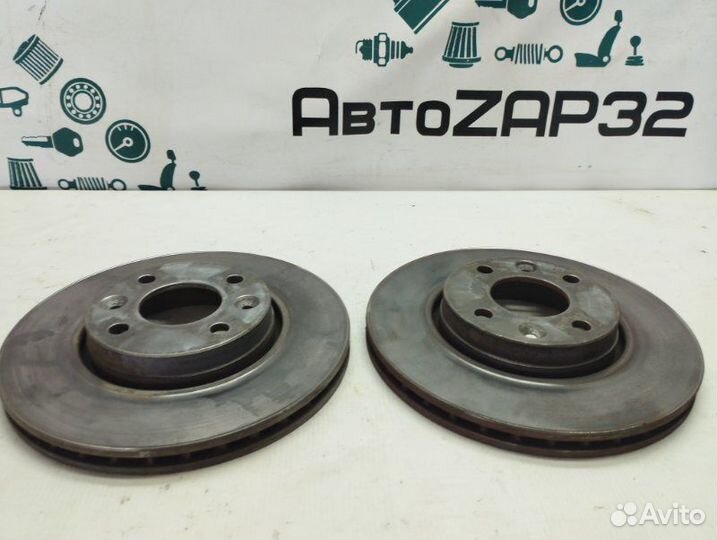 Тормозные диски переднее Nissan Note E11 CR14DE