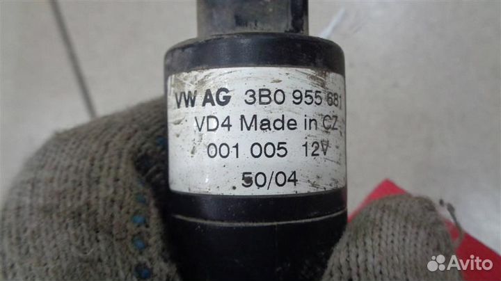 Насос омывателя фар Volkswagen Touareg 2002-2010