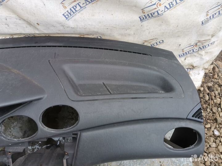 Торпедо Ford Focus I (1998—2004)