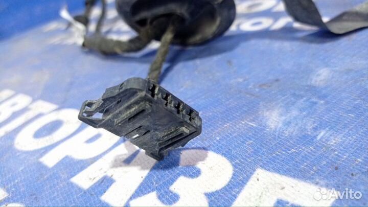 Проводка двери Volkswagen Jetta 6 седан CAX 2012