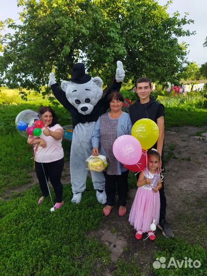 Белый медведь, единорог, чебурашка