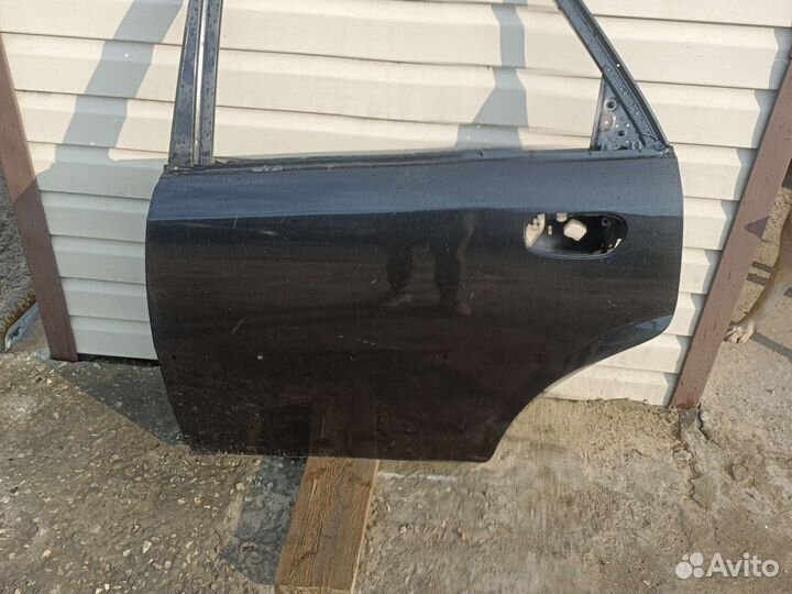 Дверь задняя левая на Дэу Нубира
