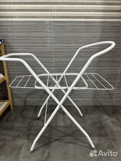 Подставка под ванну