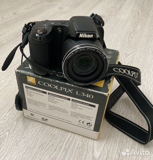 Компактная камера nikon