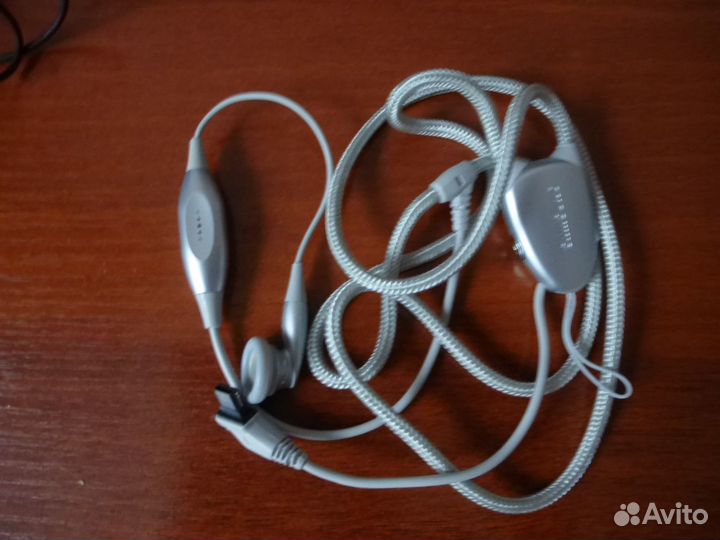 Наушники Philips, Samsung, LG