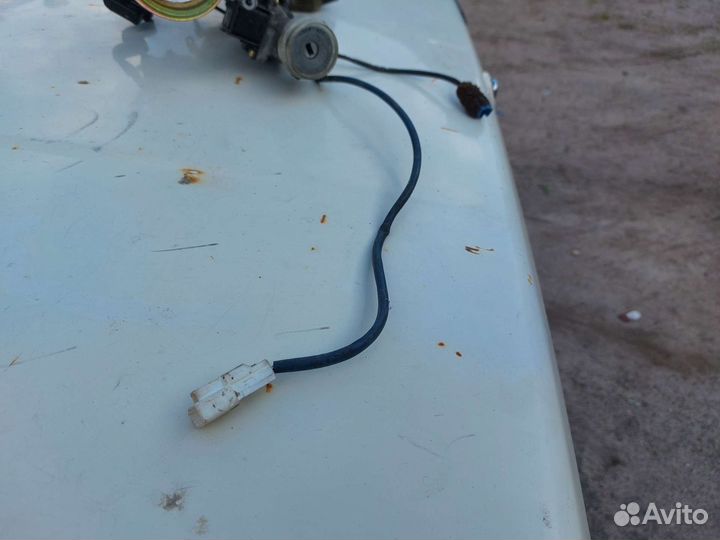 Замок зажигания toyota crown 141