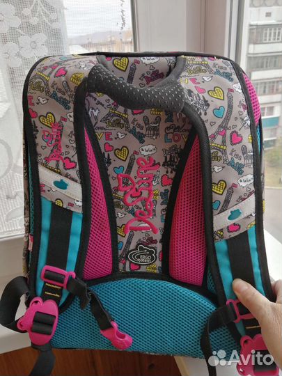 Школьный рюкзак