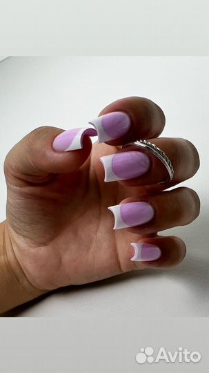 Мастер ногтевого сервиса и перманентного татуажа