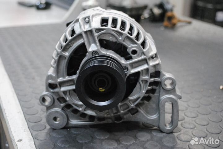 Генератор Skoda Fabia, Roomster, VW Fox 1.4