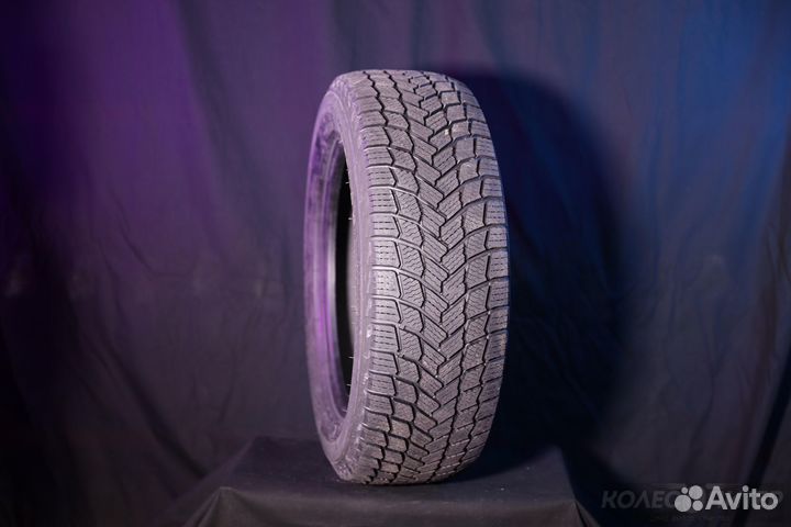 Michelin X-Ice Snow SUV 285/40 R22