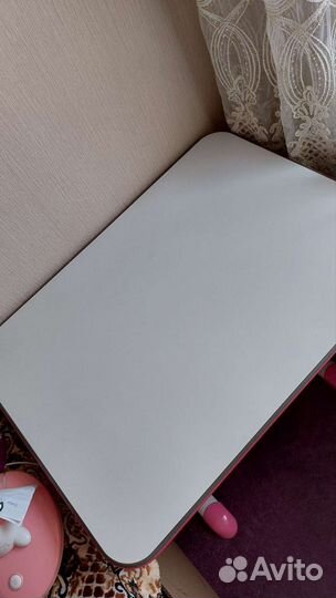 Школьный стол