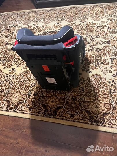 Детское автокресло