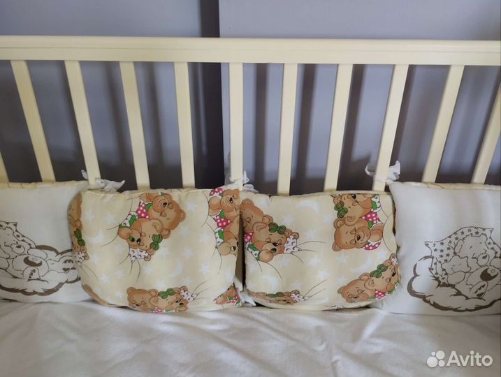 Детская кроватка