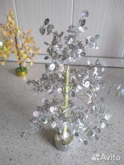 Цветы из бисера, деревья из бисера и пайеток