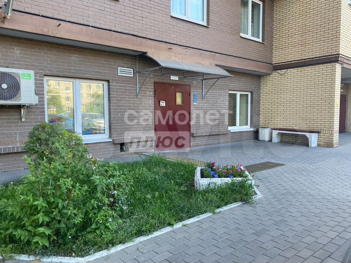 3-к. квартира, 85,1 м², 6/15 эт.