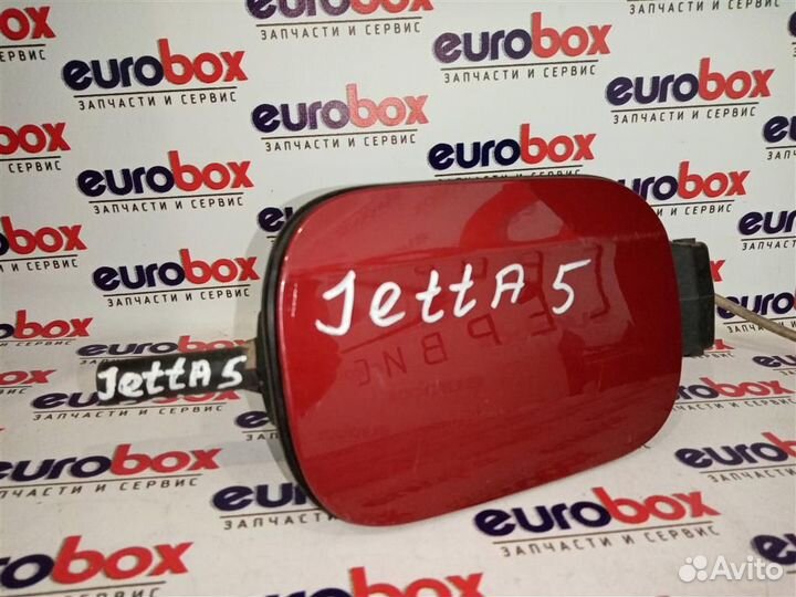 Лючок бензобака VW Jetta 2006-2011