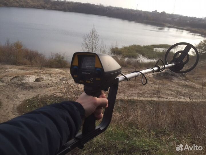 Металлоискатель новый