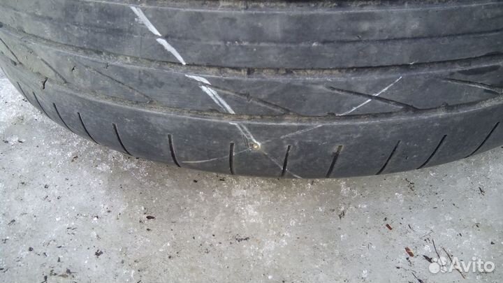 Bridgestone 613V 265/50 R19