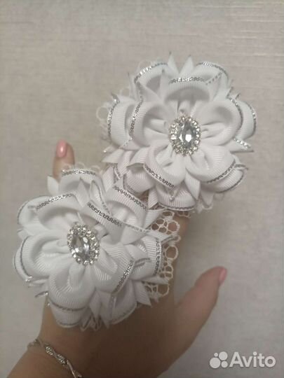 Нарядные бантики резинк для девочек