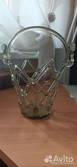 Декоративная вазочка